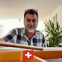 Patrice Scanavini, facteur de pianos diplômé